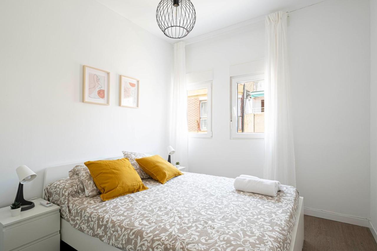 Apartment Beach Picasso Sant Adria de Besos Ngoại thất bức ảnh